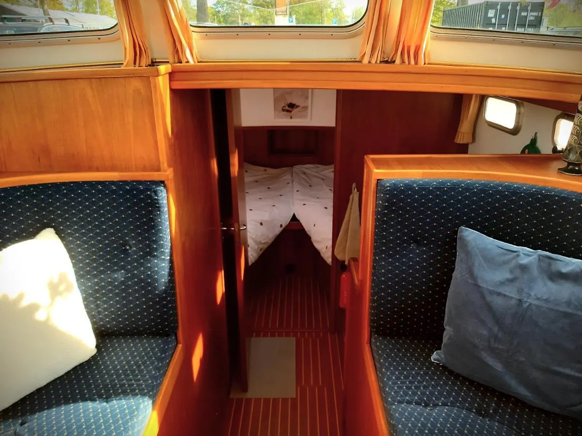 Botel Motor Yacht Amazone Hotel Amsterdam