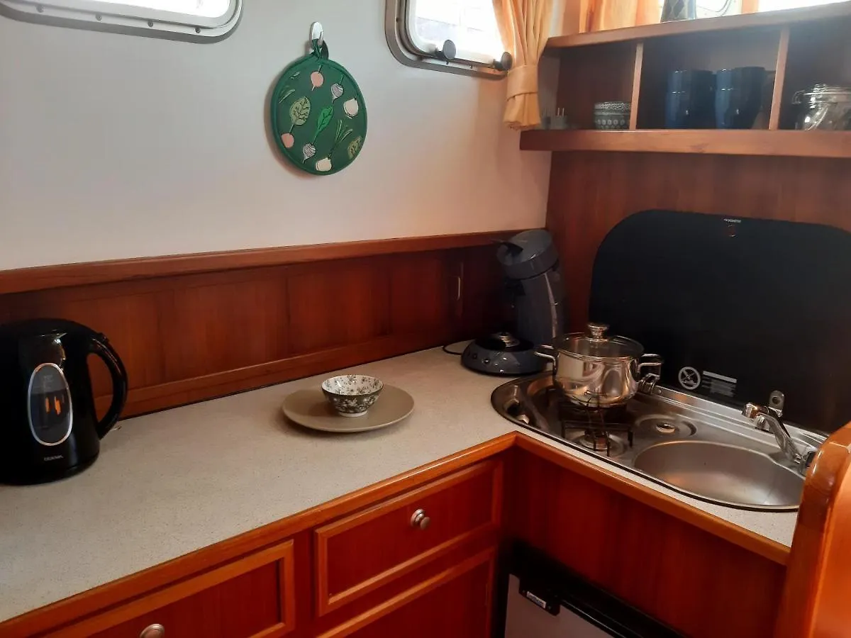 Hotel Motor Yacht Amazone Amsterdam